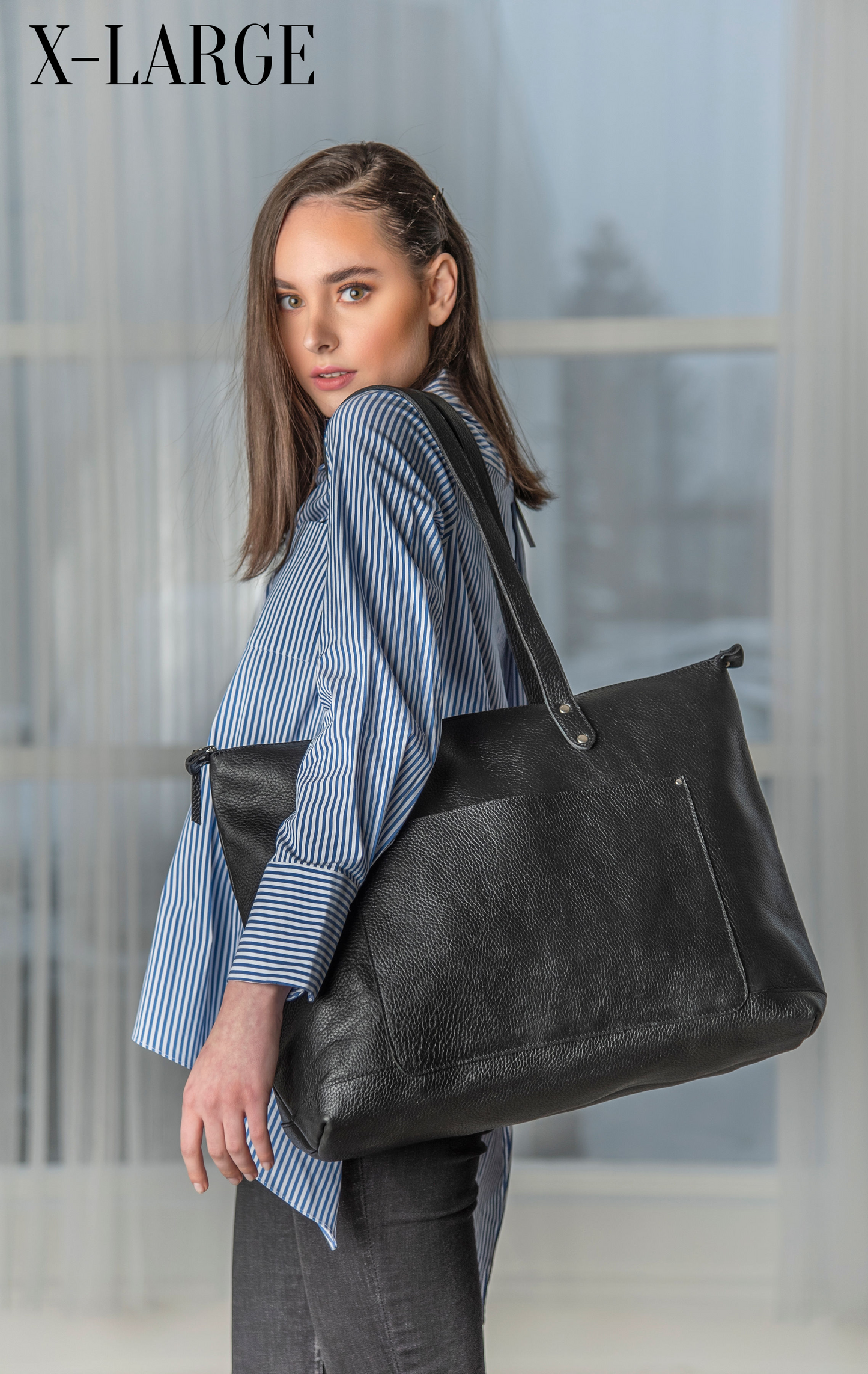 Large black leather tote best sale with zipper